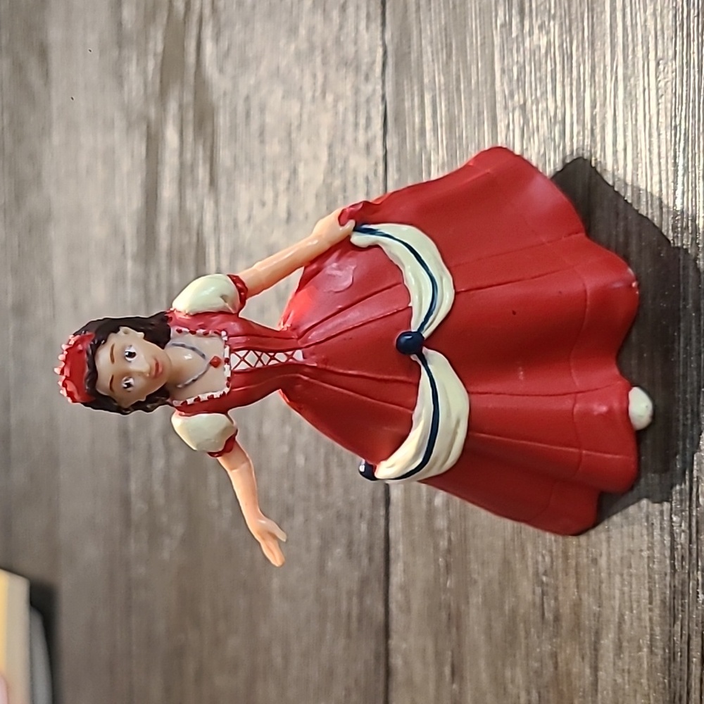 Princess Figurines - Picture 3 of 7